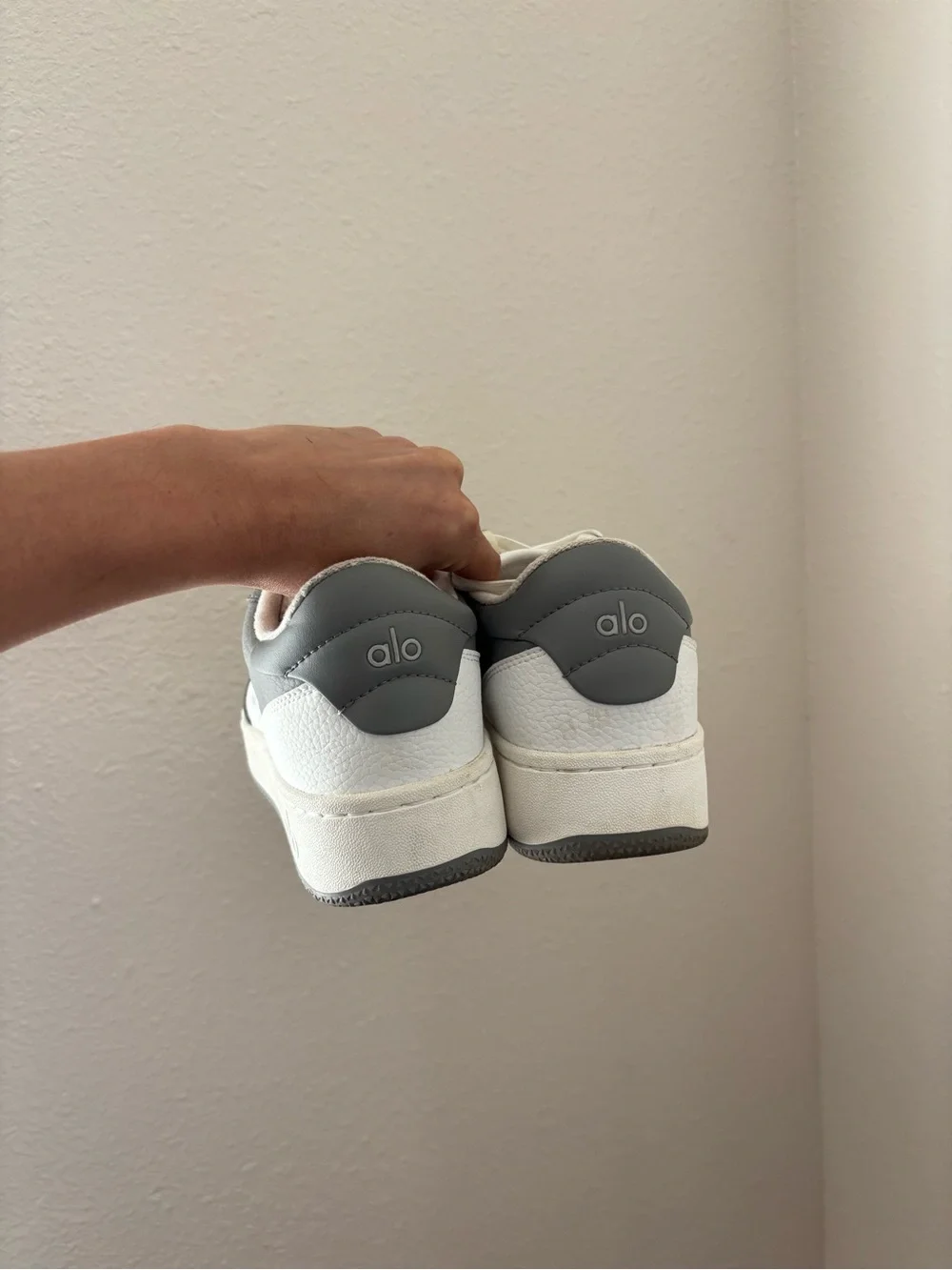ALO Recovery Mode Sneaker (6.5)